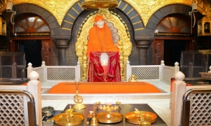 Coimbatore shirdi tour package by flight